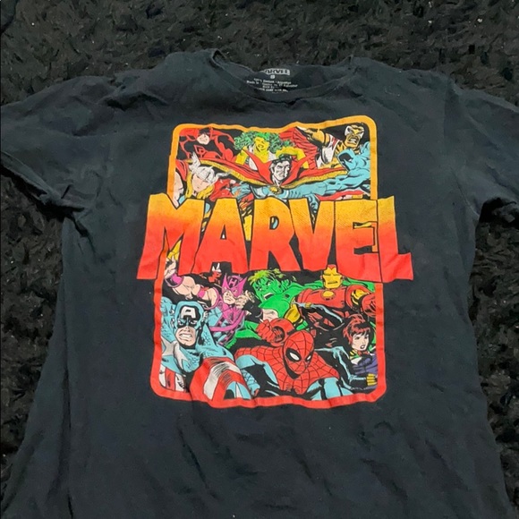 Marvel Comics shirt - Picture 1 of 1